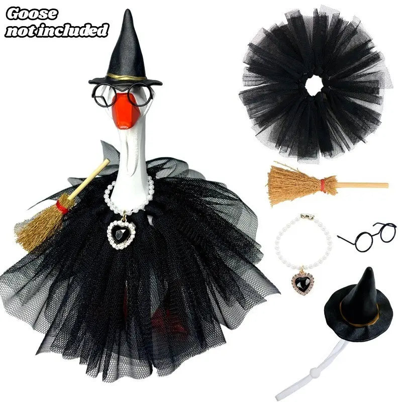 7-Inch Mini Desktop Goose Decoration, Fun Mini Goose Ornament, Decorative Ornaments, Unique Halloween Gift, Holiday Home Office Decor, Decoration Items