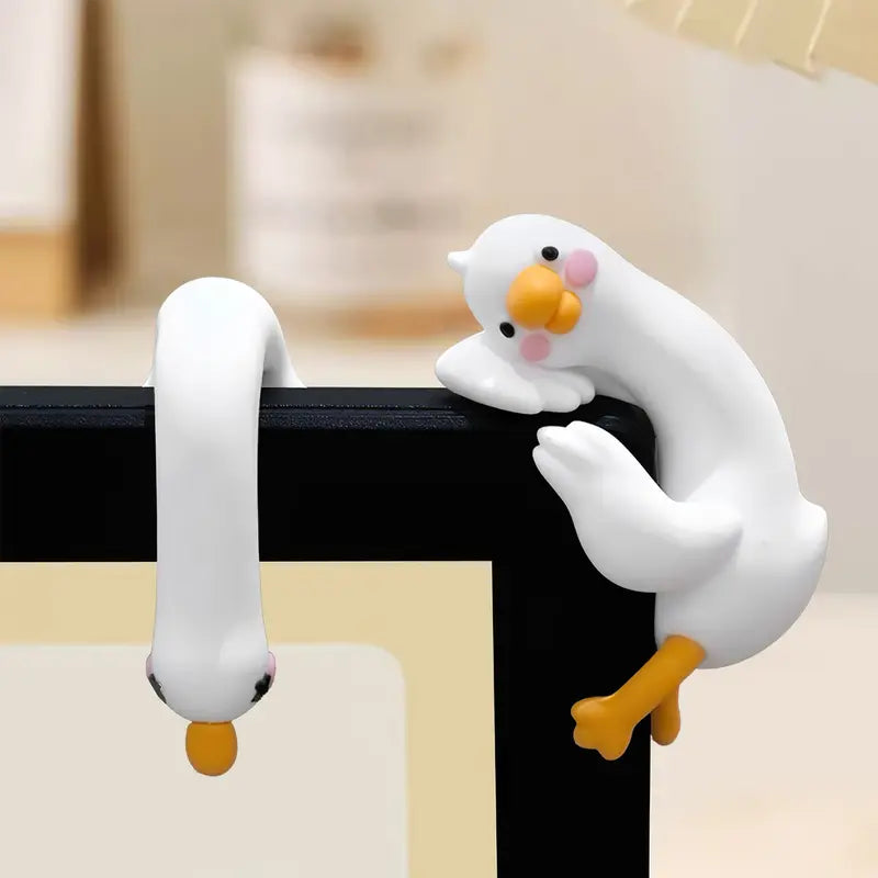 MUNBYN 3-4pcs Cute Collectible Cartoon Goose Figurines - 2026 New Office Stationery Supplies, Whimsical Home Decor, Desk Accessories, Room Accents, Mini Coworker Gifts, Cute Figurines