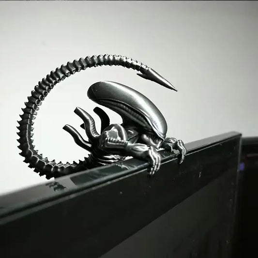 Alien Xenomorph Figure Monitor Top Decoration, Decorative Statues, Creative Desk Ornament for Gaming Room, Office Desktop PVC Collectible