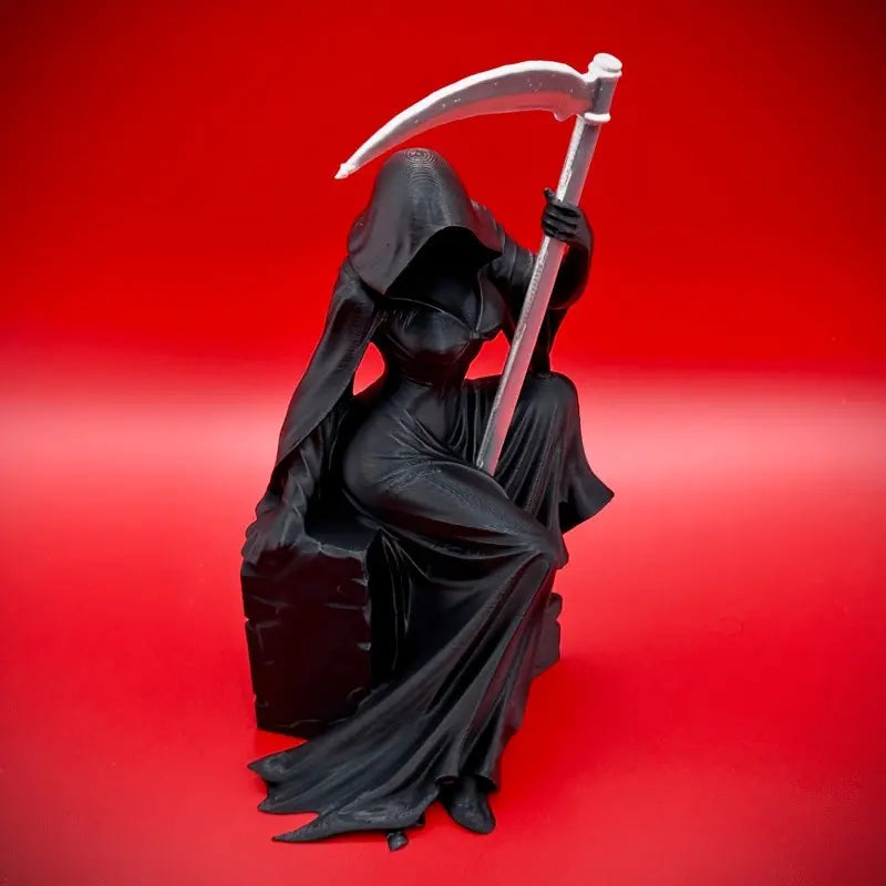 Dark Gothic Decorative Sculpture, Dark Figure Decor, Female Reaper Holding Scythe, Mystical Art Piece for Desktop Display, Unique Dark Atmosphere Ornament, Decoration Figure