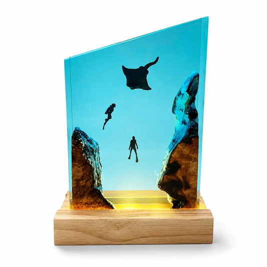 Ocean Resin Handicrafts, Manta Ray and Diver Gift Ornament, Resin Figurine Statue, Home Decor Light, Unique Gift Idea, Sculpture Desk Decor, Decorative Statues, Decorative Piece