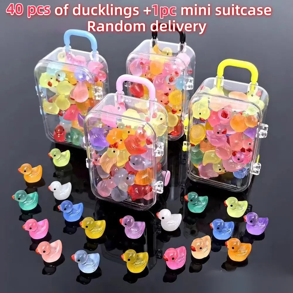 40pcs Mini Ducklings + 1pc Mini Suitcase, Cute Duck Design, Glow-In-The-Dark Decorative Ornaments, Resin Animal Figurines, Creative Home & Office Décor, Holiday Gifts, Decoration Items