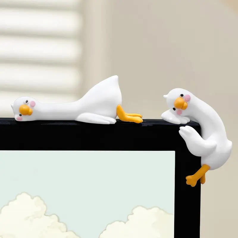 MUNBYN 3-4pcs Cute Collectible Cartoon Goose Figurines - 2026 New Office Stationery Supplies, Whimsical Home Decor, Desk Accessories, Room Accents, Mini Coworker Gifts, Cute Figurines